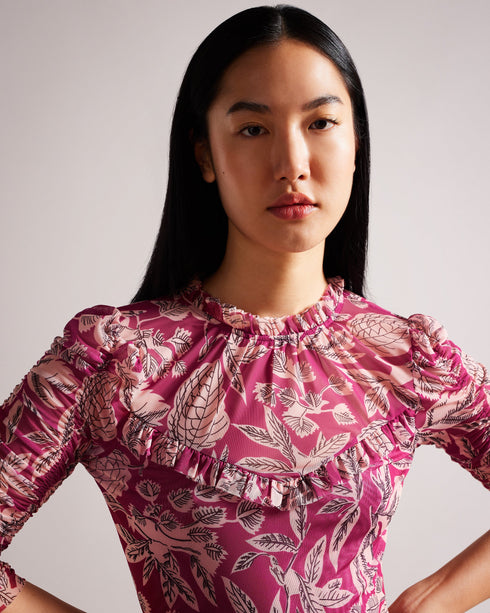 IZABELO-Tops-This is no ordinary top. From frills and mesh to ruched sleeves and a bold print, what more could you possibly want from IZABELO? A true statement piece, this vibrant top will bring new life to your wardrobe. Sit back and let your outfit do the talking. Mesh top Leaf print Ruched 3/4 sleeves Frill details High neck Button fastening Chae is 5'9.5" / 1.77m and wears Bright Pink in a Ted size 1- Ted Baker Romania